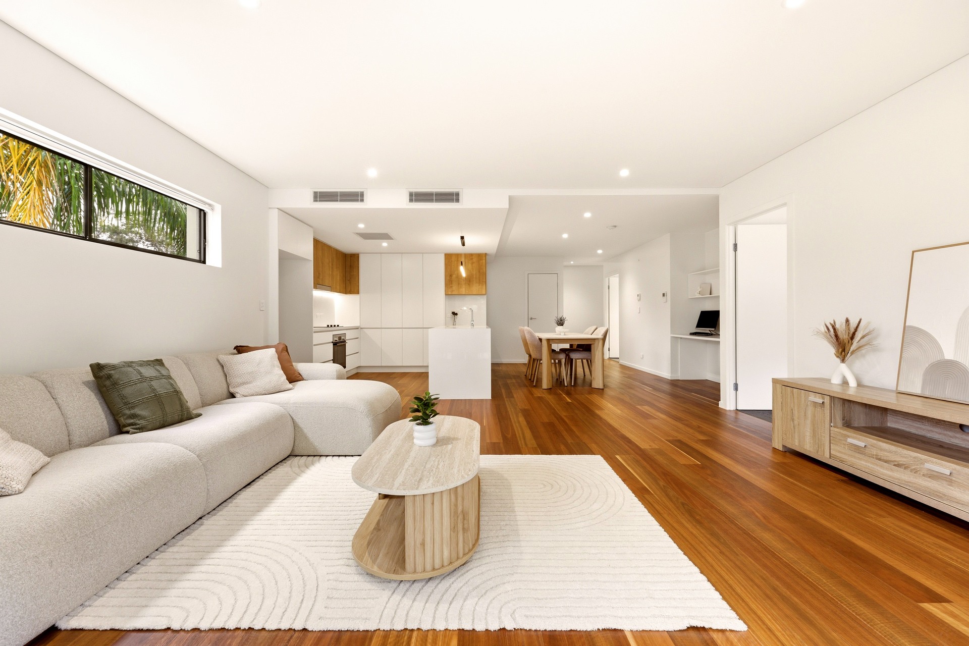 9/2 Woolley Street
