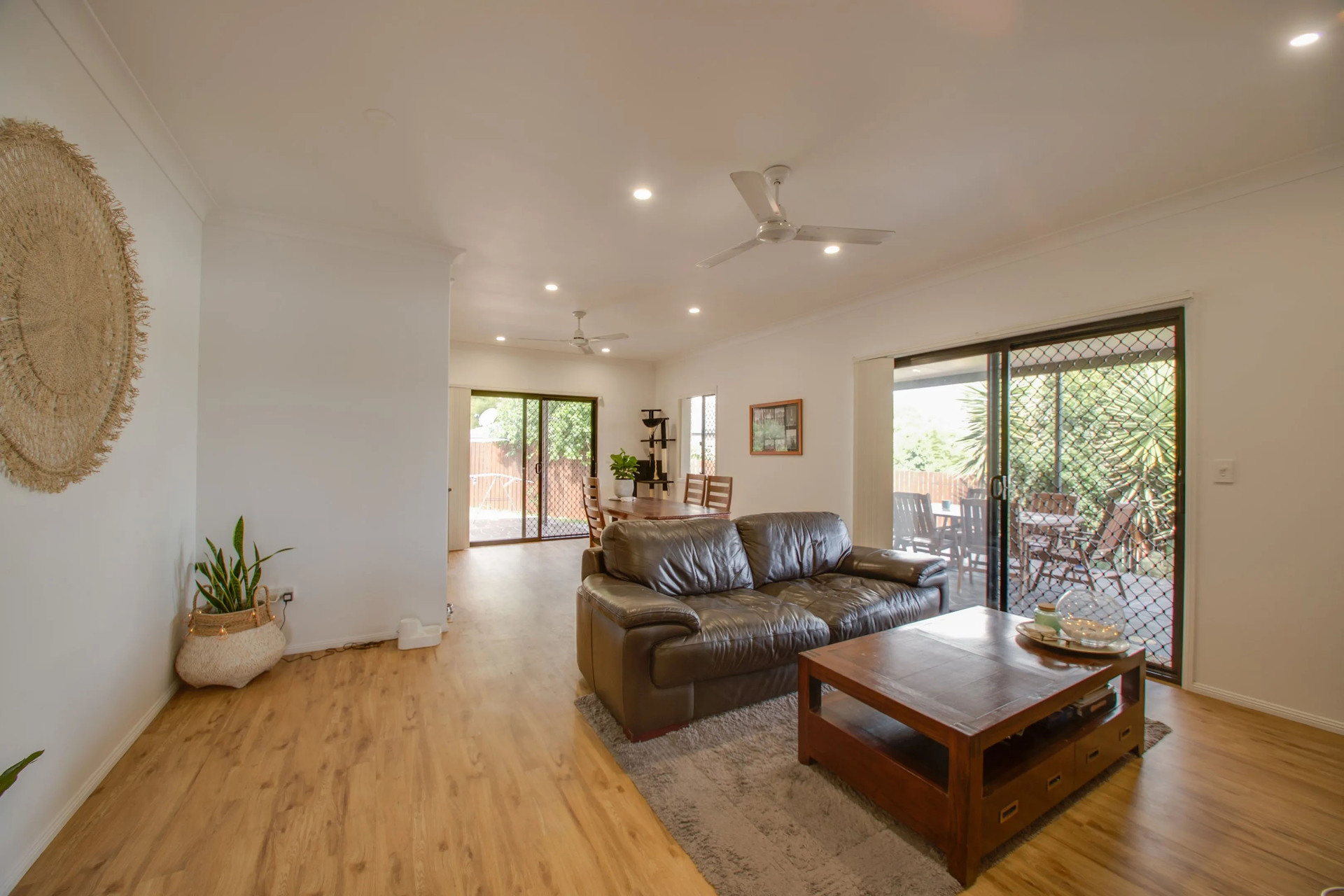 17 Calimon Court