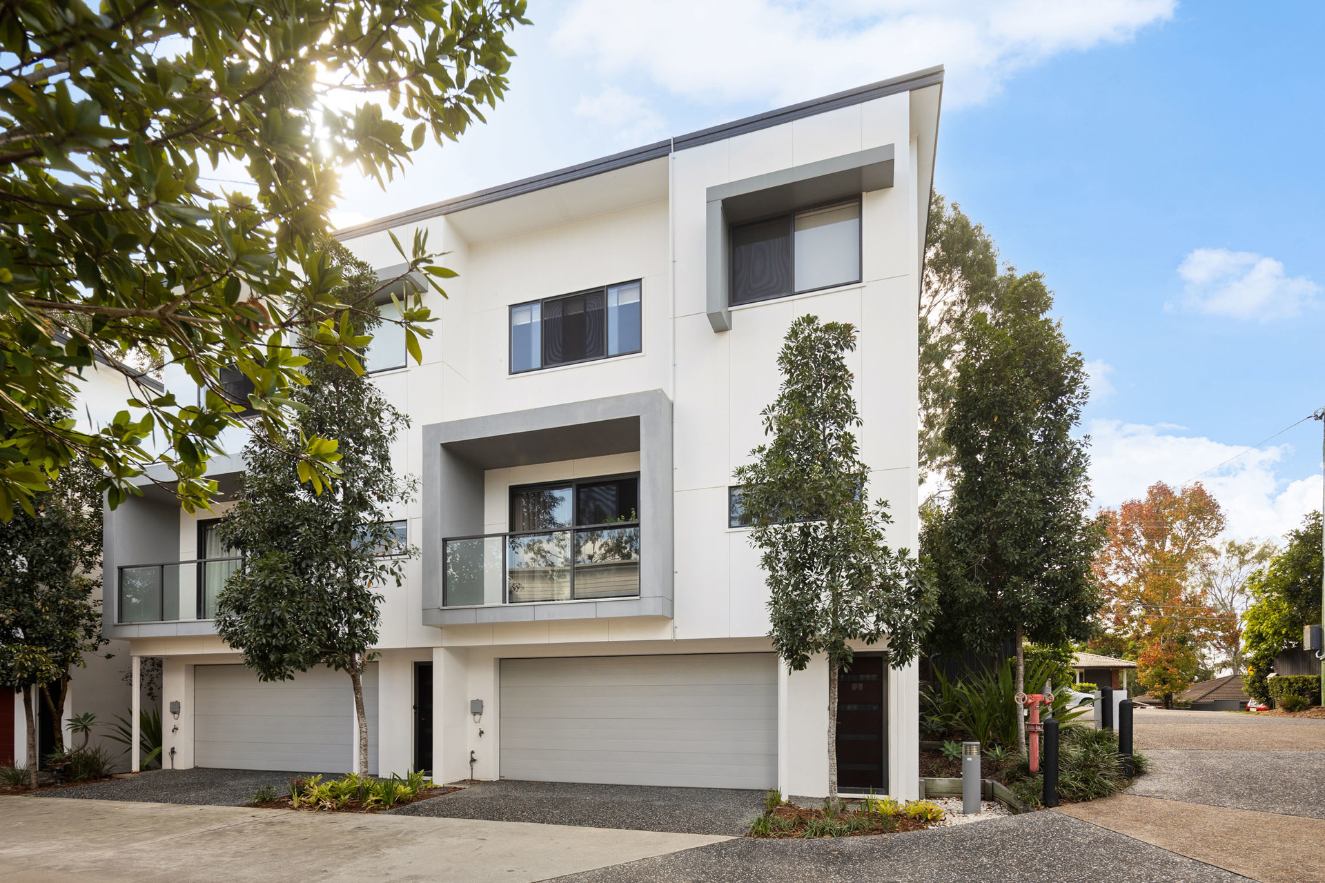 2/21 Kersley Road