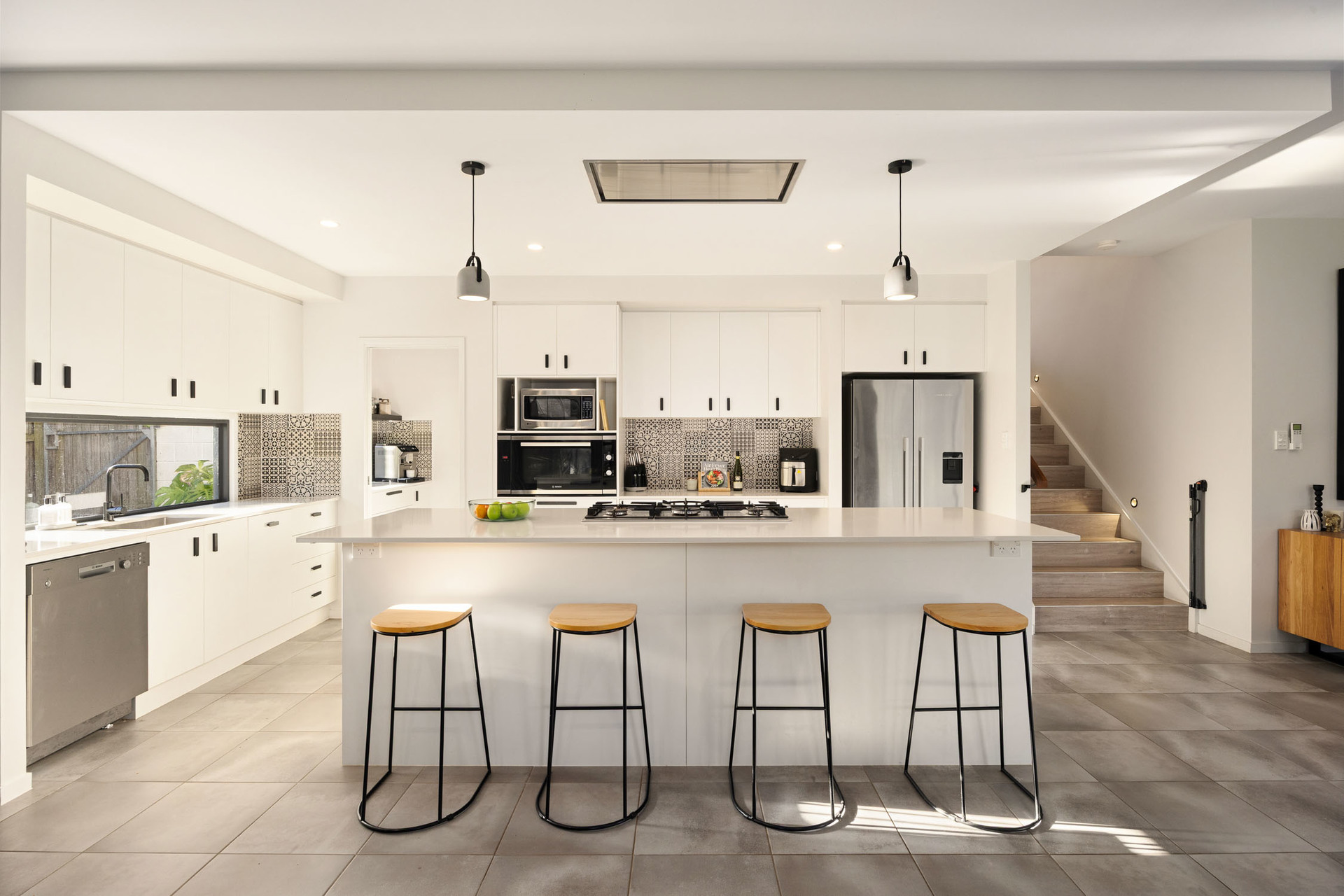 81  Honeyeater Crescent