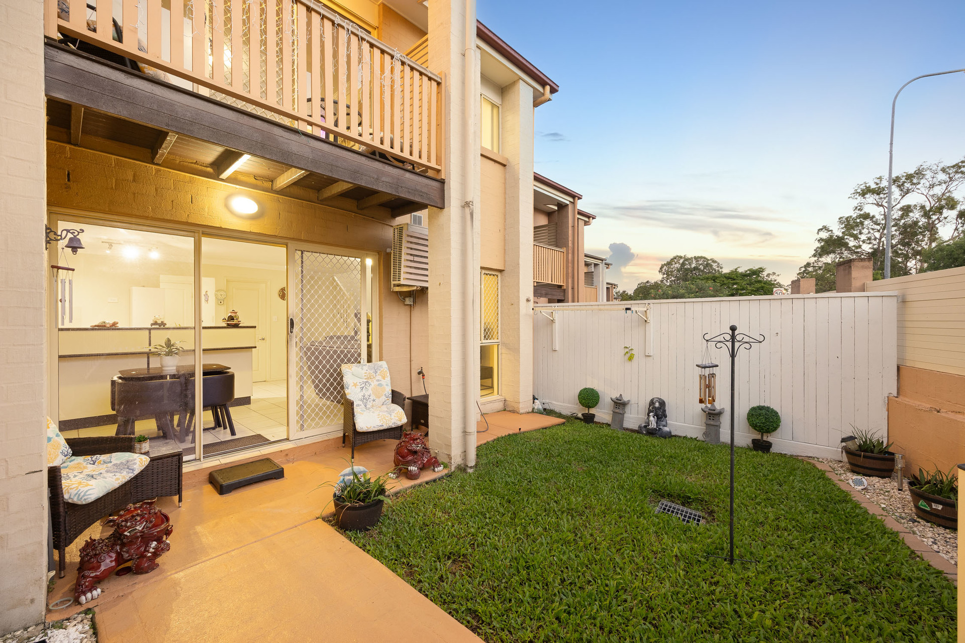 2/22 High Street