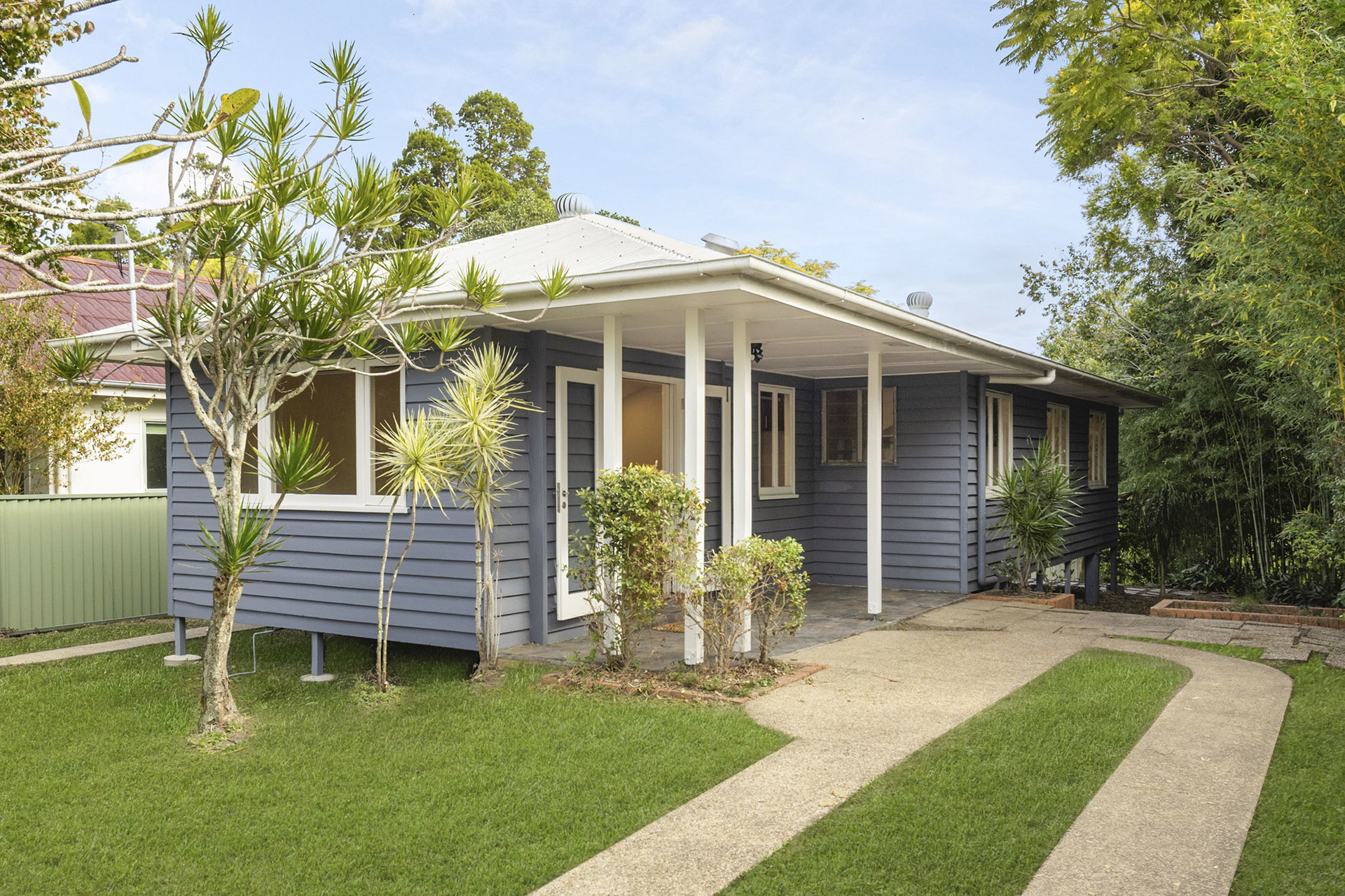 92 Taringa Parade