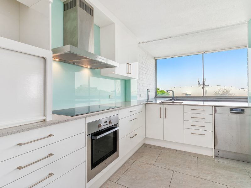 11/104 Station Road